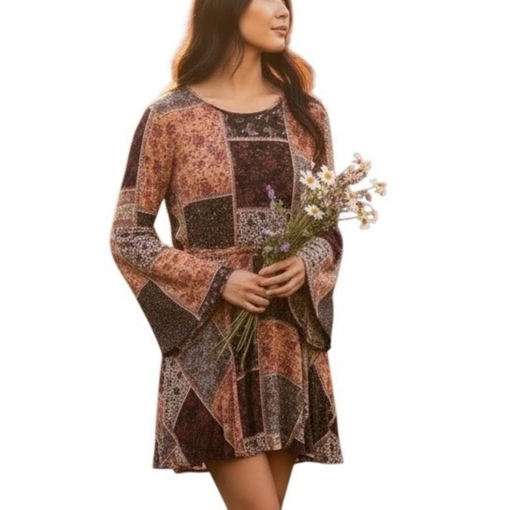 American Eagle Paisley Patchwork Bell Sleeve Mini Dress XS Boho Coquette Western